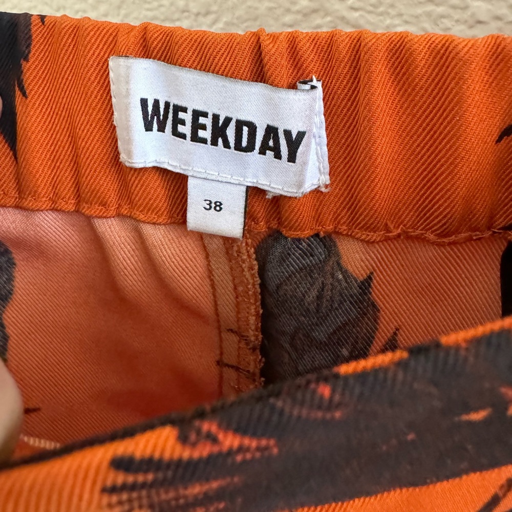 Weekday print pants - Picture 3 of 4